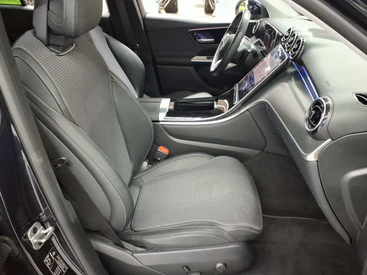 Mercedes-Benz GLC 300 e 4Matic 9G-TRONIC Avantgarde Advanced 8