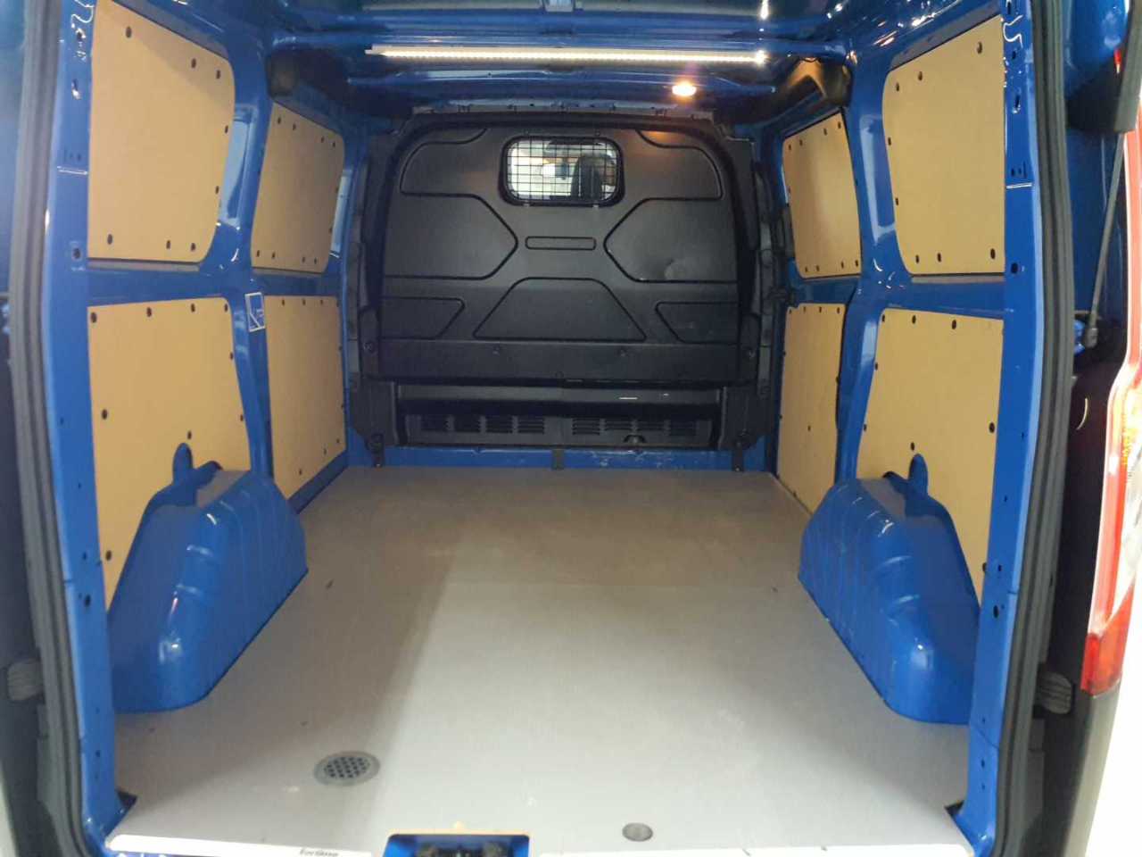 Ford Transit Custom 280 L1H1 LKW VA Trend 15