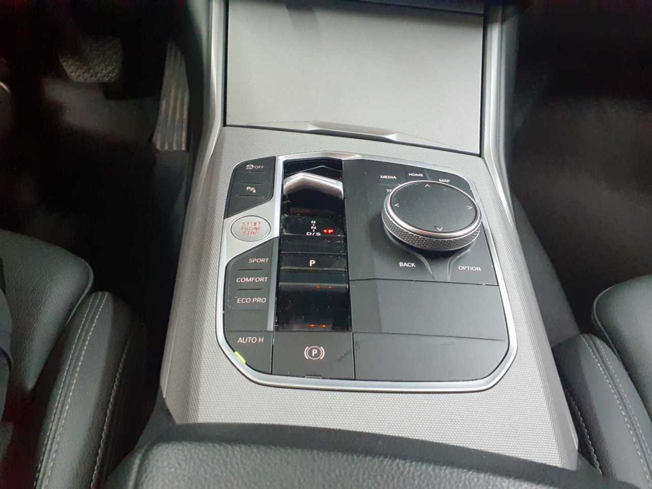 Bmw 320d Touring Aut. 10
