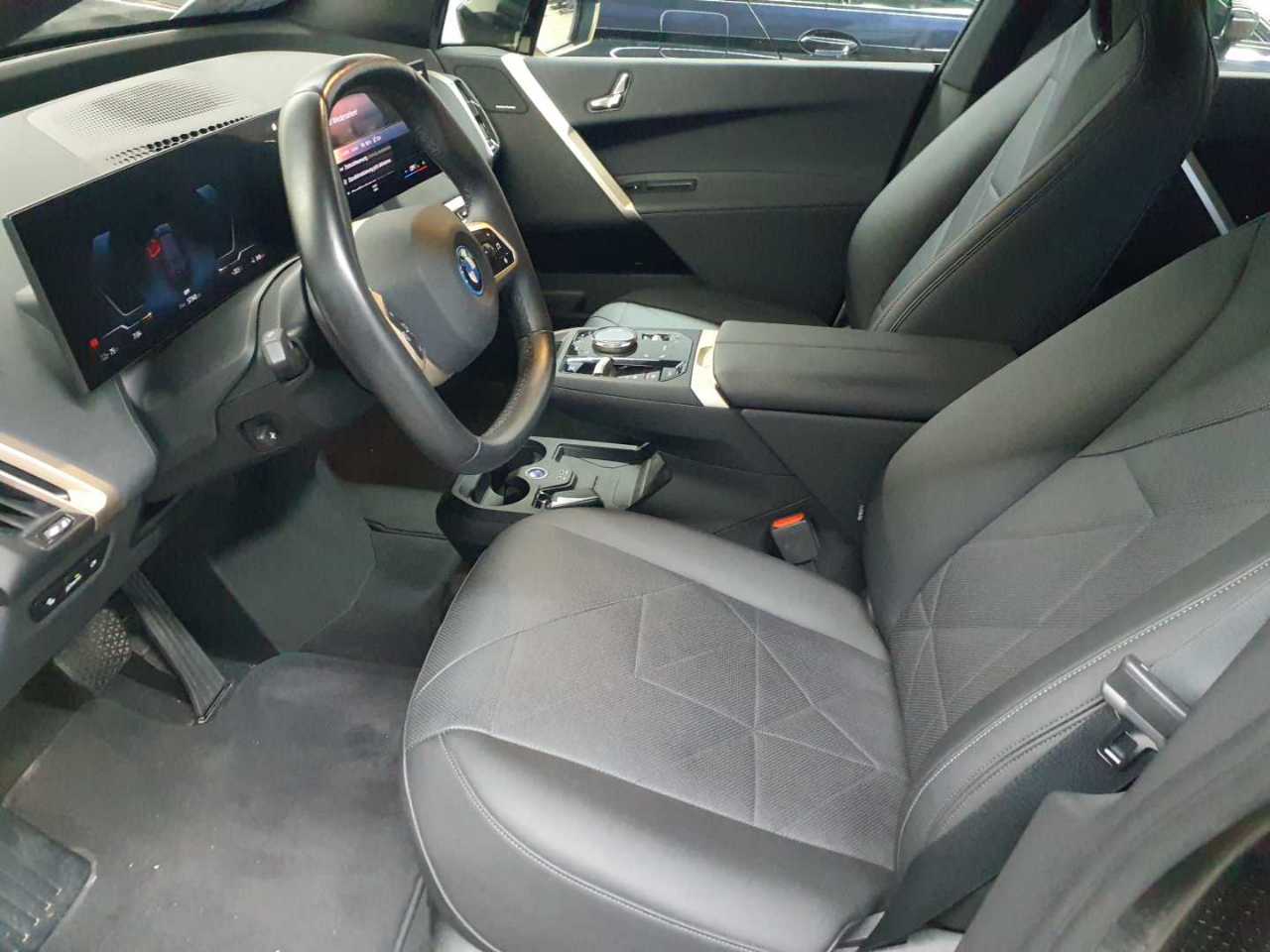 Bmw iX xDrive40 7