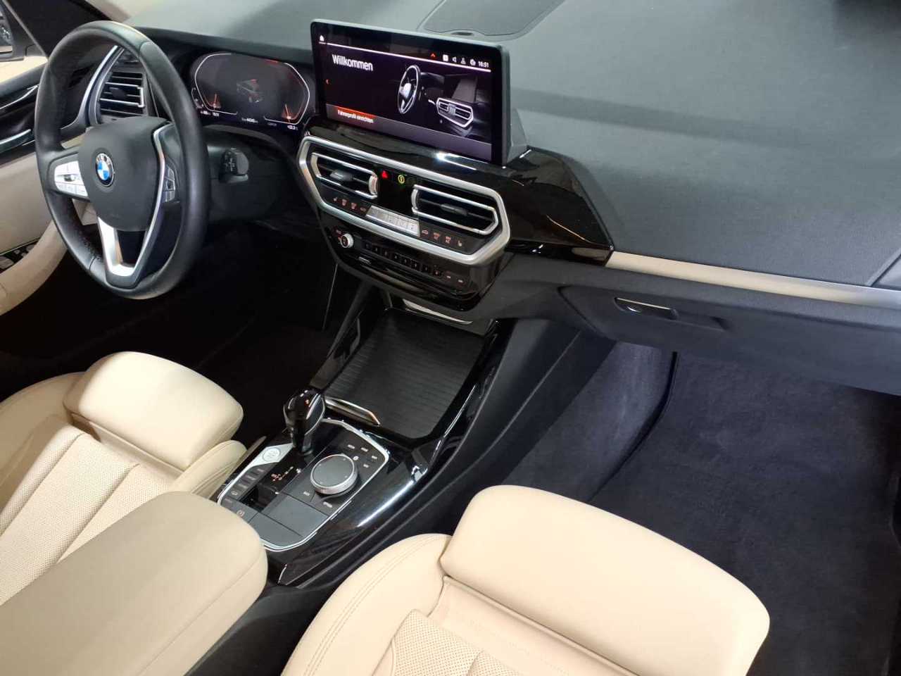 Bmw X3 xDrive20d Aut. 9