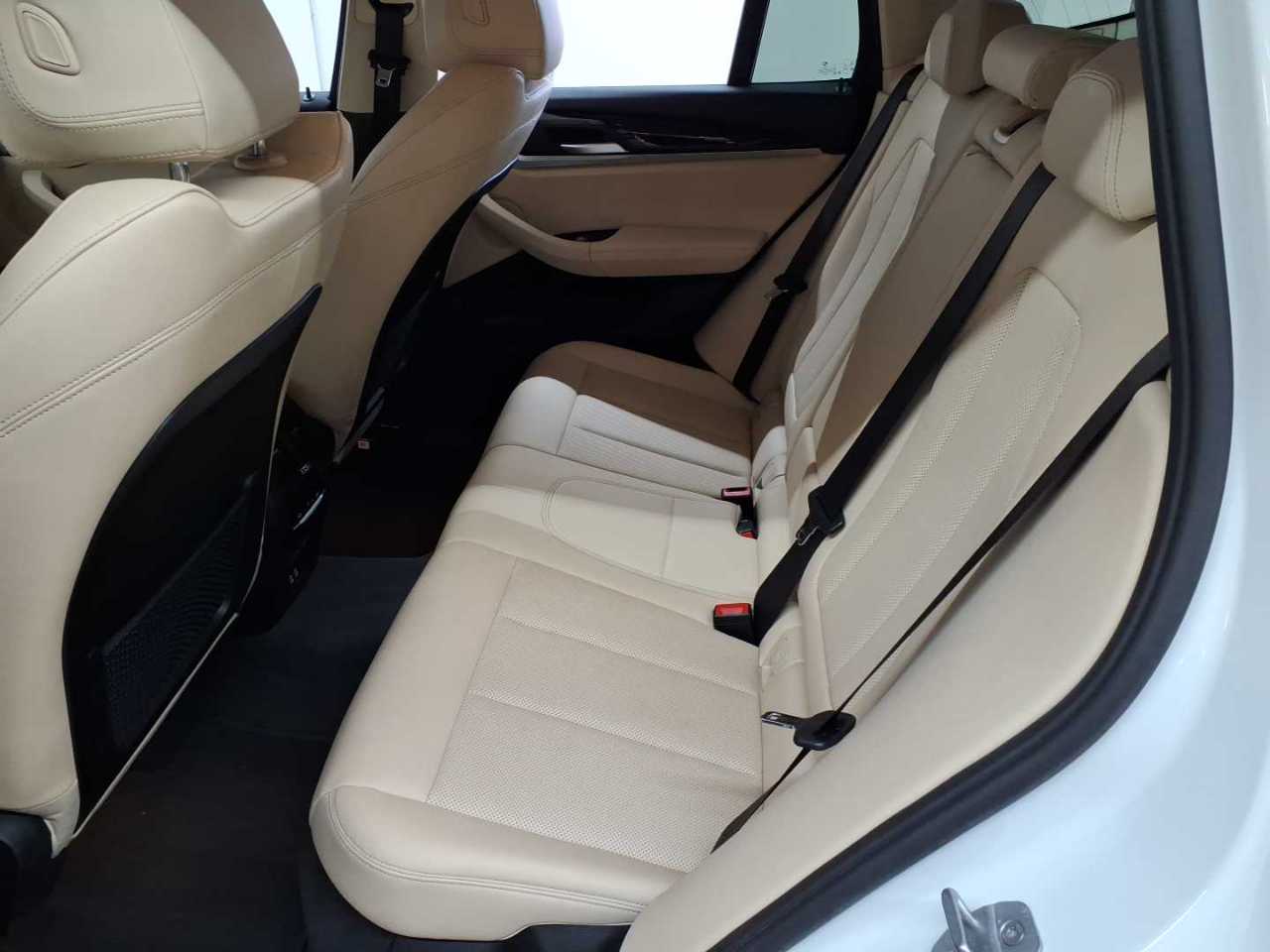 Bmw X3 xDrive20d Aut. 13