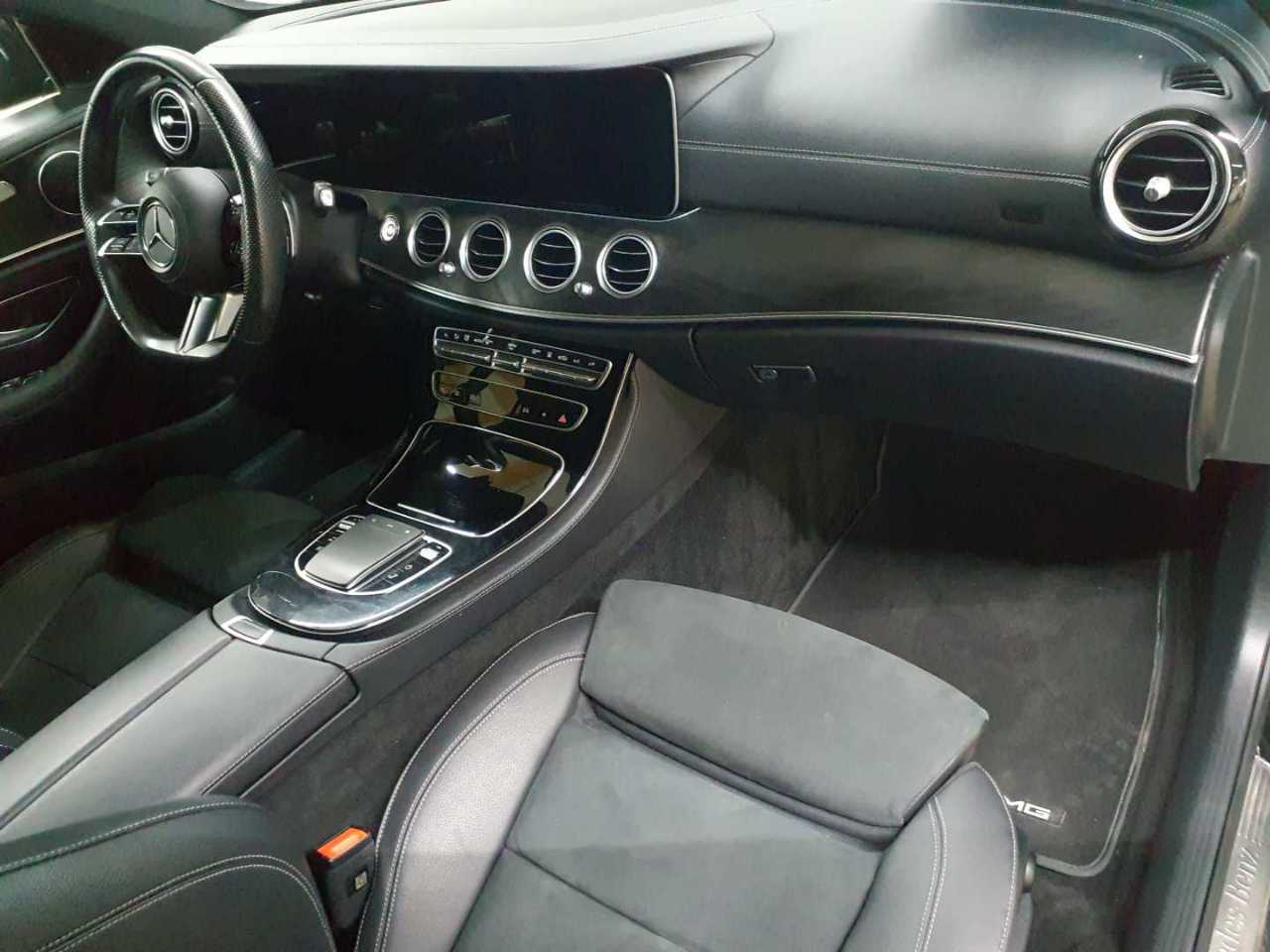 Mercedes-Benz E 300 de 4Matic T 9G-TRONIC AMG Line 9