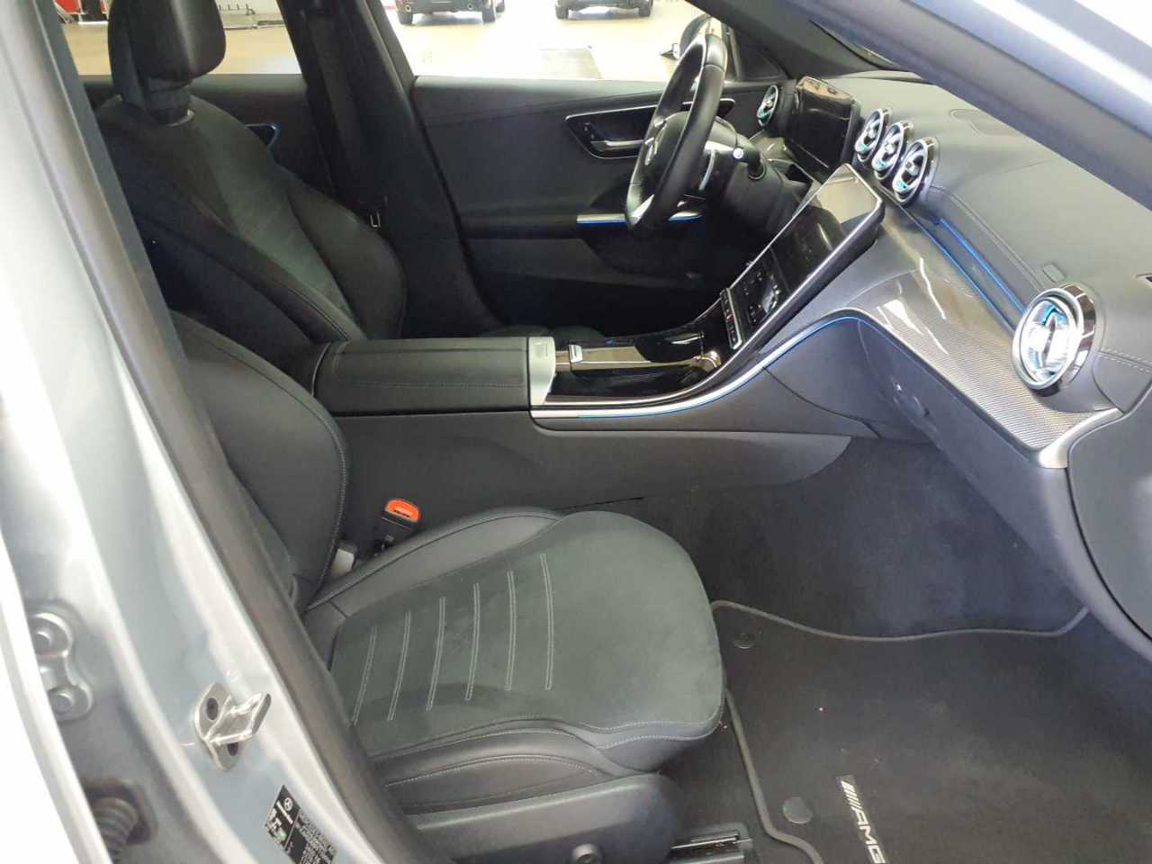 Mercedes-Benz C 200 d T 9G-TRONIC AMG Line 7