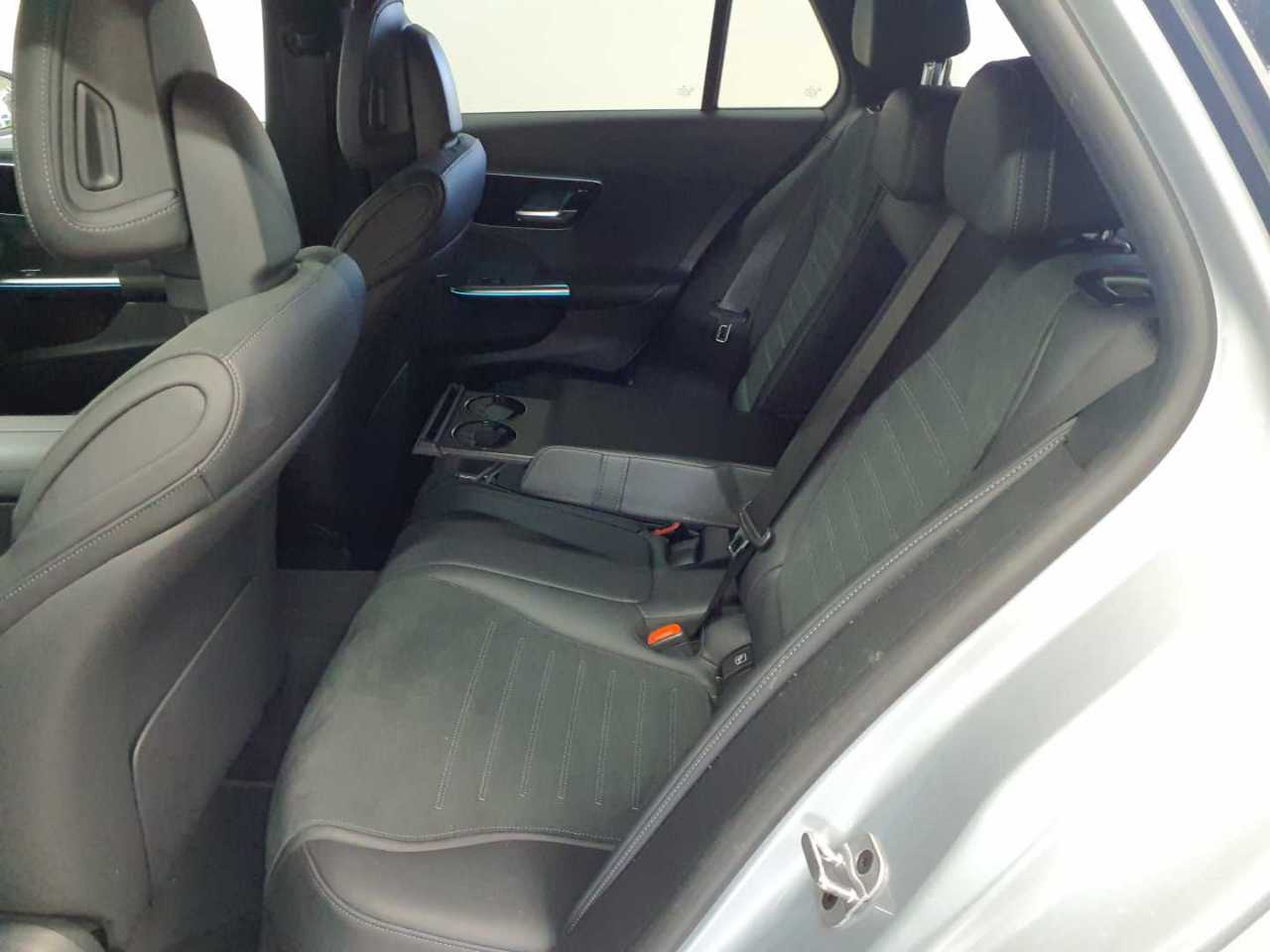 Mercedes-Benz C 200 d T 9G-TRONIC AMG Line 14