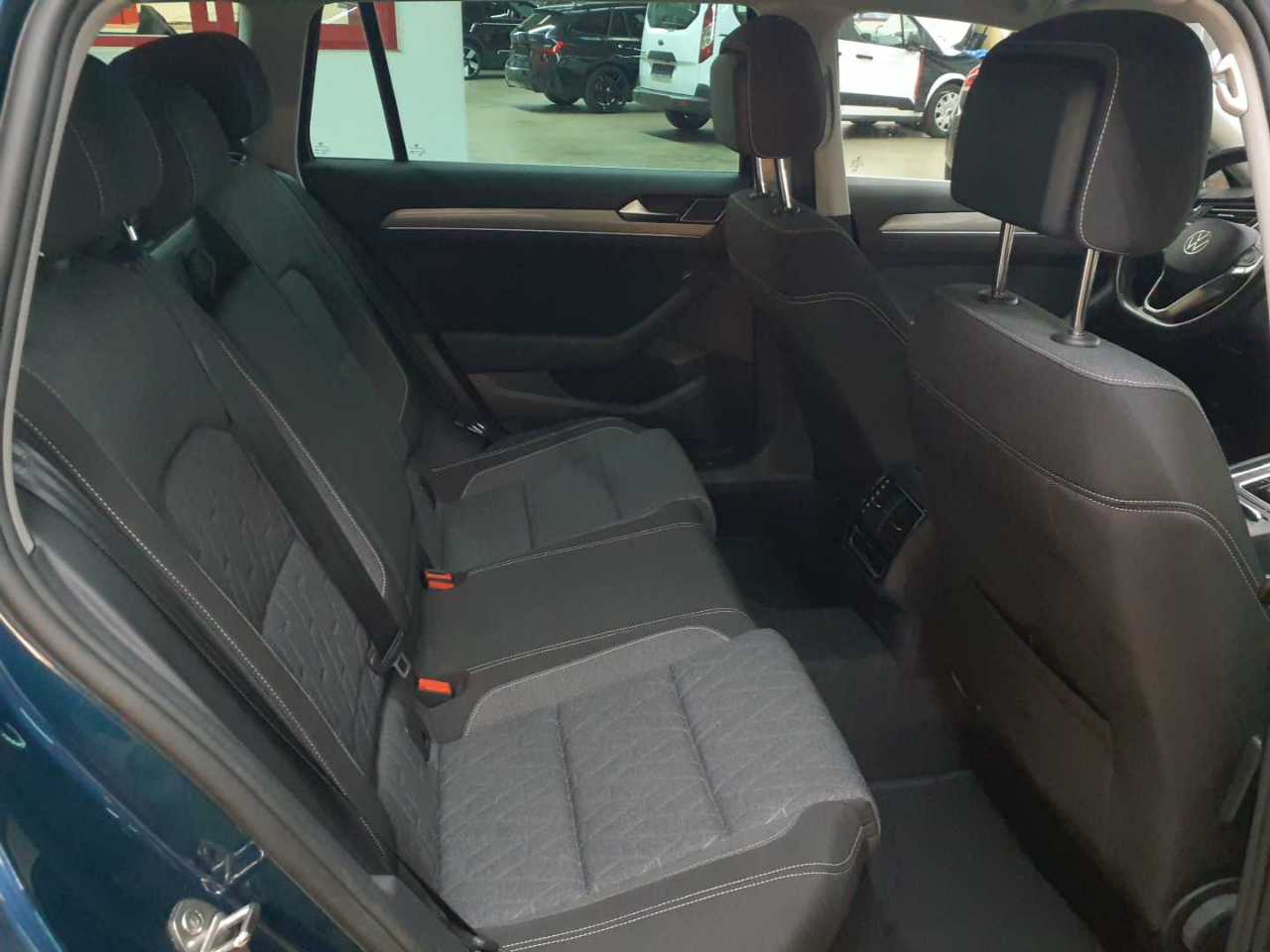 Vw Passat Variant 2.0 TDI SCR DSG Business 10