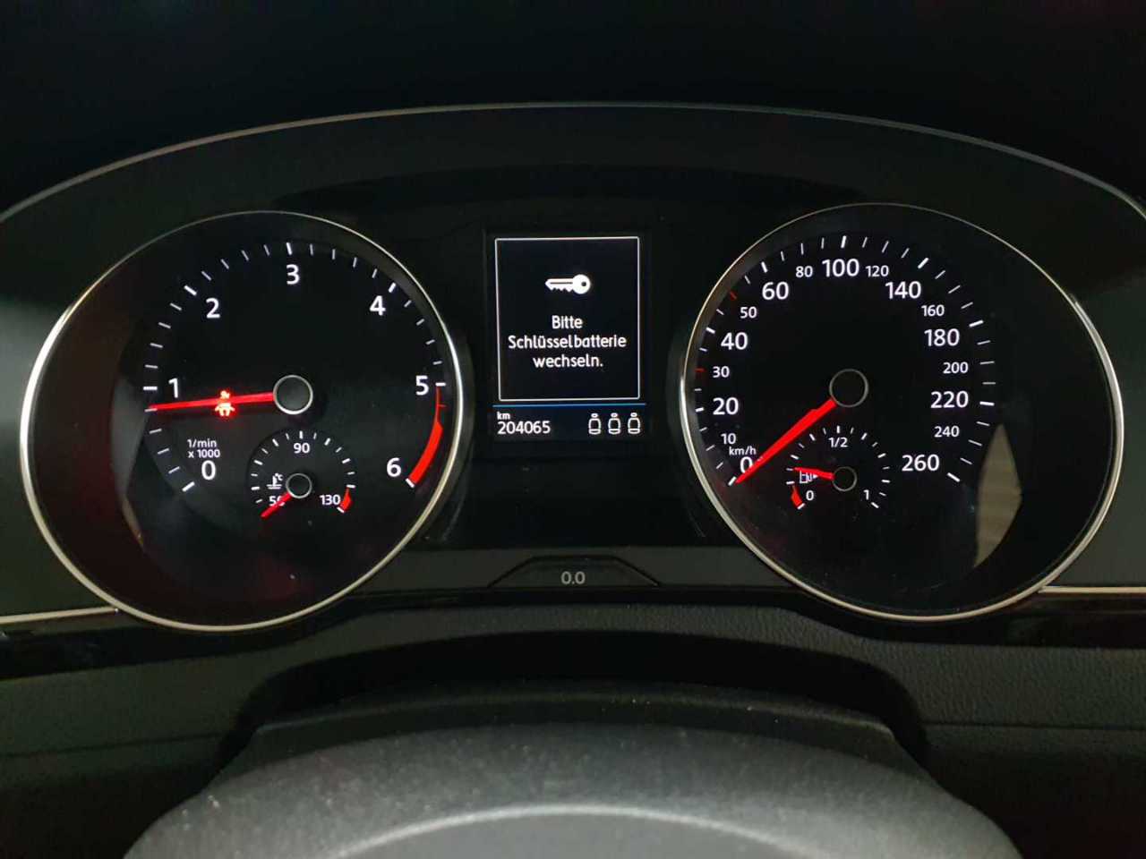 Vw Passat Variant 2.0 TDI SCR DSG Business 17