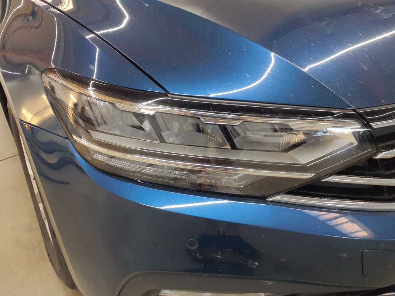 Vw Passat Variant 2.0 TDI SCR DSG Business 14