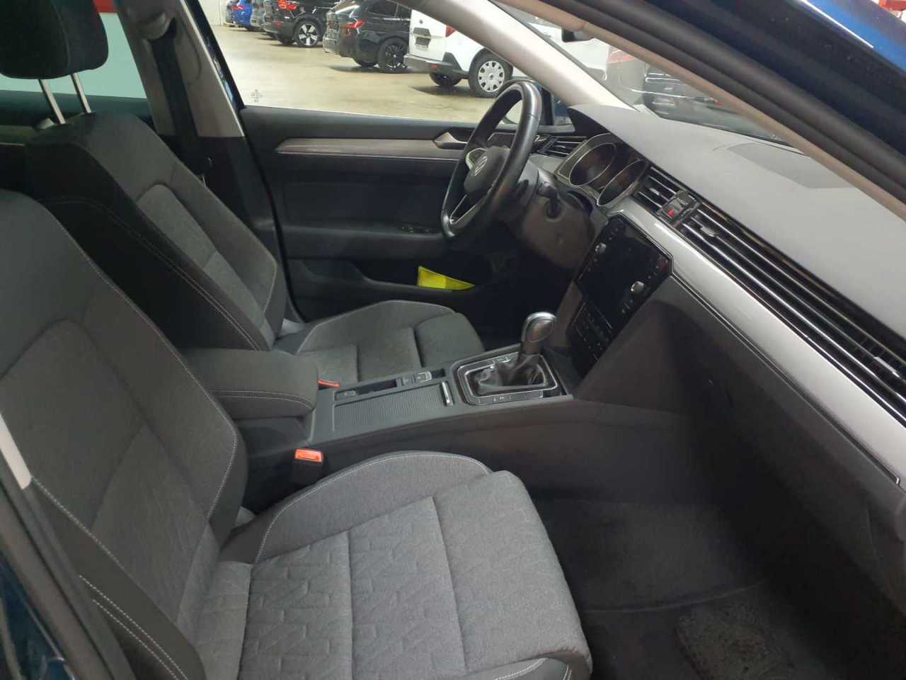 Vw Passat Variant 2.0 TDI SCR DSG Business 11