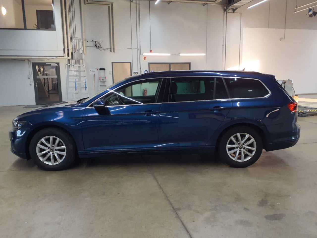 Vw Passat Variant 2.0 TDI SCR DSG Business 6