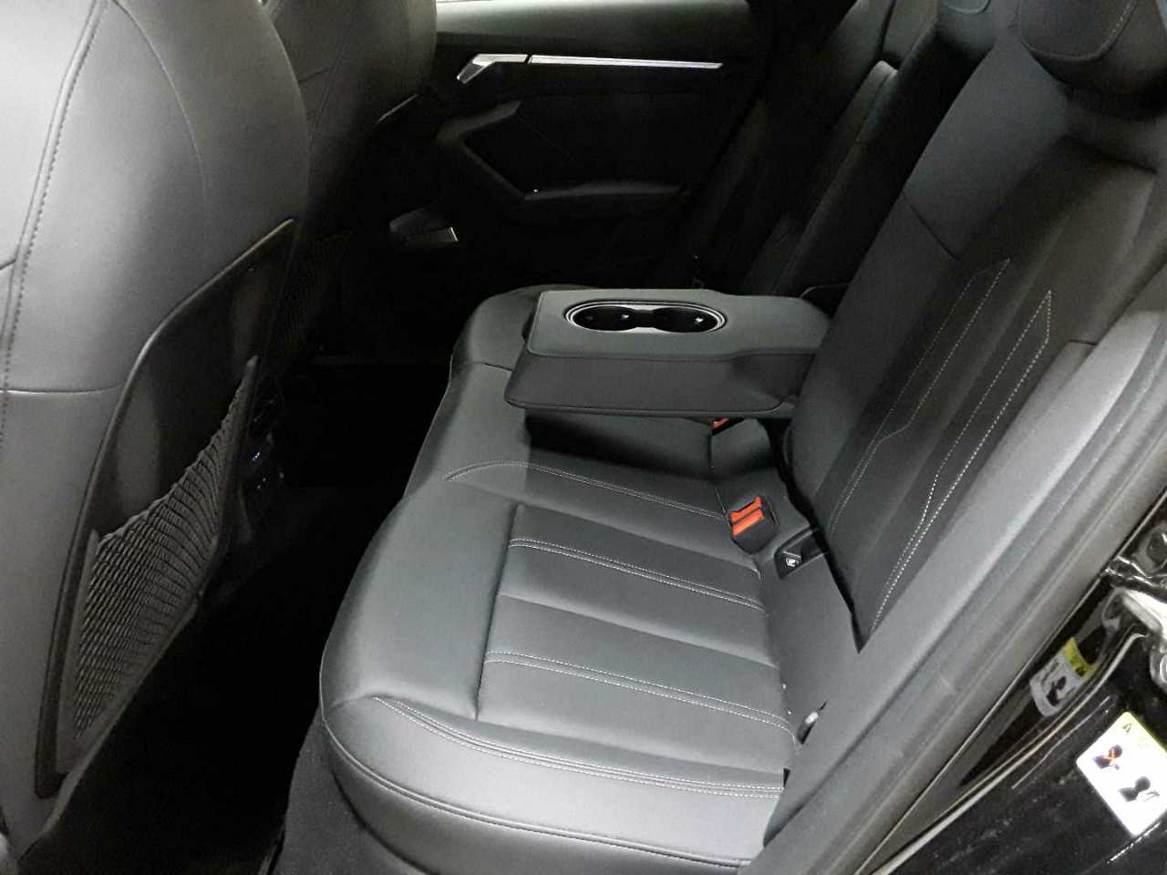 Audi A3 40 TFSI Sportback quattro S tronic S line 13
