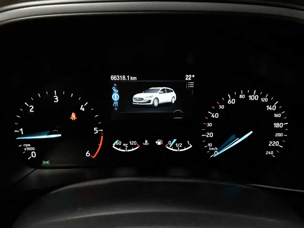 Ford Focus Turnier 1.5 EcoBlue Start-Stopp-System COOL&CONNECT 11