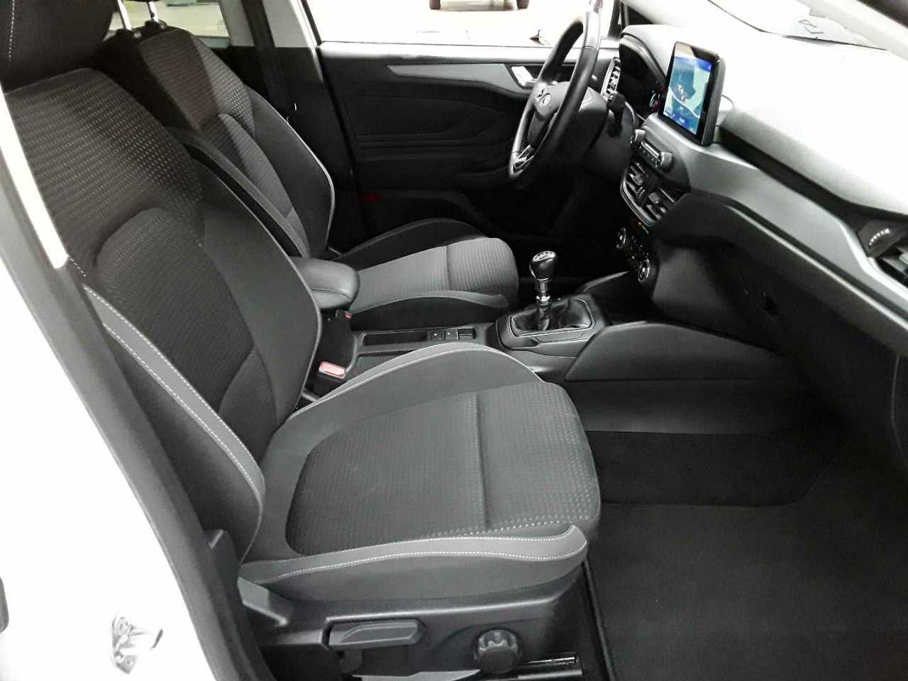 Ford Focus Turnier 1.5 EcoBlue Start-Stopp-System COOL&CONNECT 8