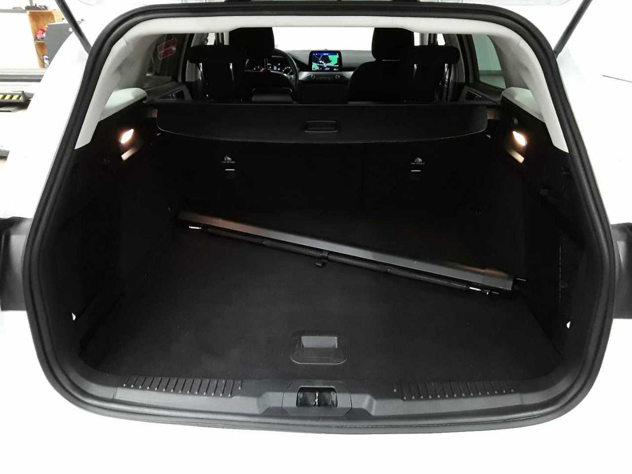Ford Focus Turnier 1.5 EcoBlue Start-Stopp-System COOL&CONNECT 15
