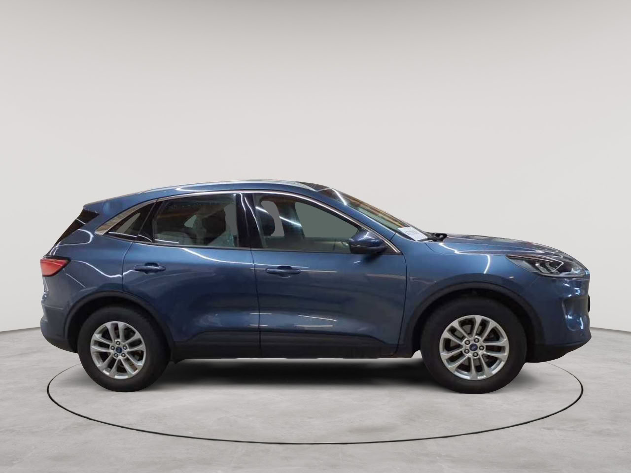 Ford Kuga 2.0 EcoBlue Aut. TITANIUM 3