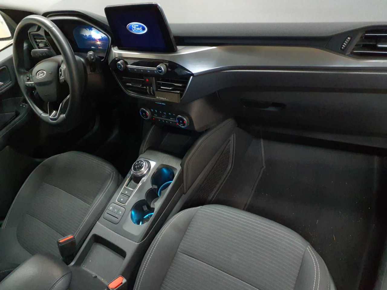 Ford Kuga 2.0 EcoBlue Aut. TITANIUM 9