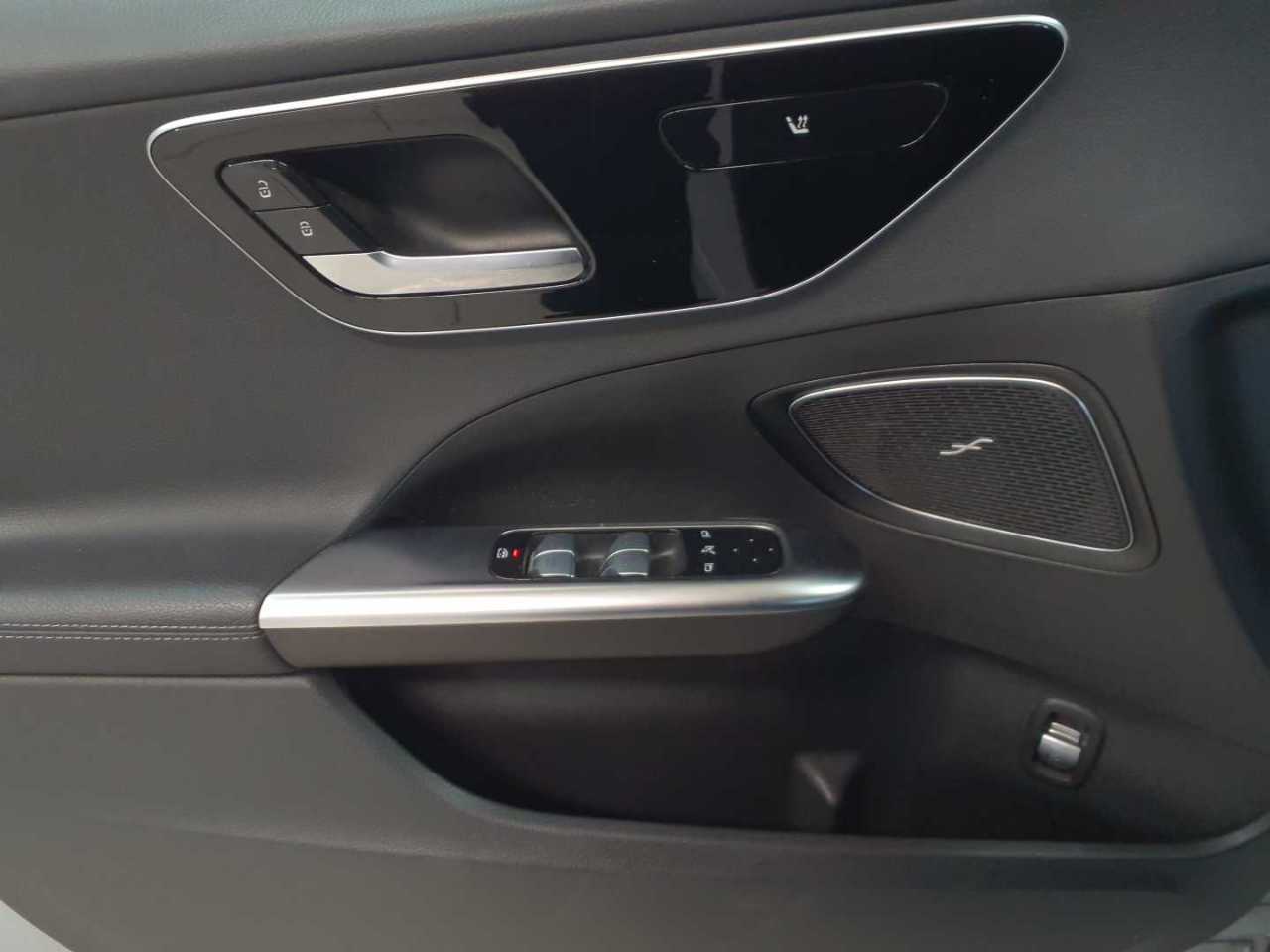 Mercedes-Benz C 200 d T 9G-TRONIC Avantgarde 16