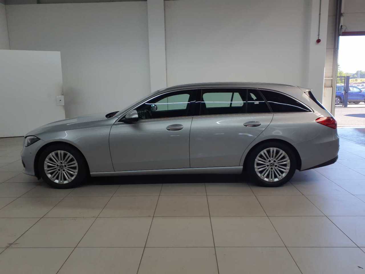 Mercedes-Benz C 200 d T 9G-TRONIC Avantgarde 6