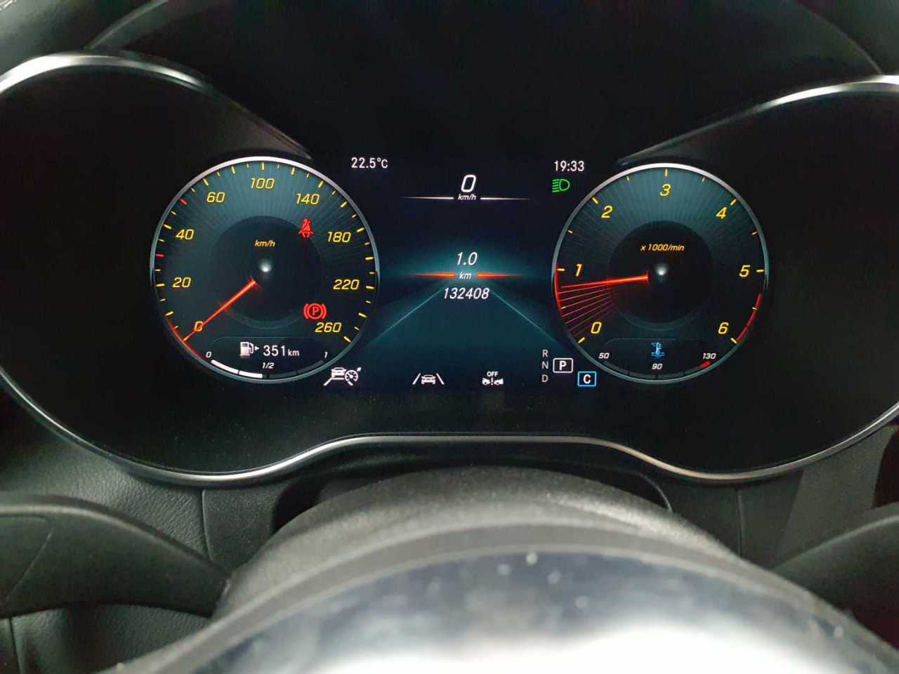 Mercedes-Benz GLC-Coupe 220 d 4Matic 9G-TRONIC AMG Line 11