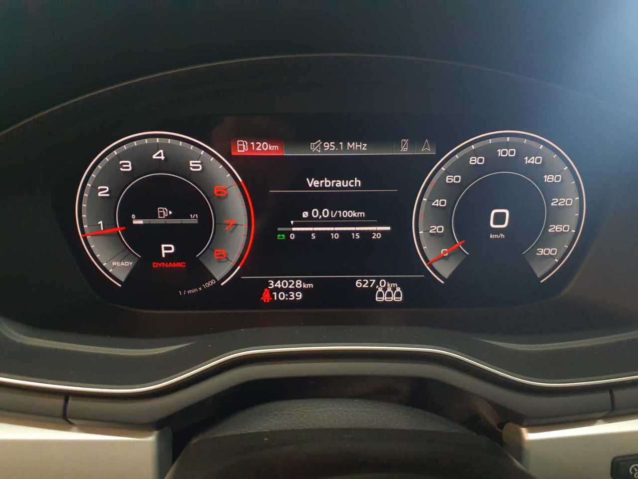 Audi A4 Avant 40 TFSI quattro S tronic advanced 11