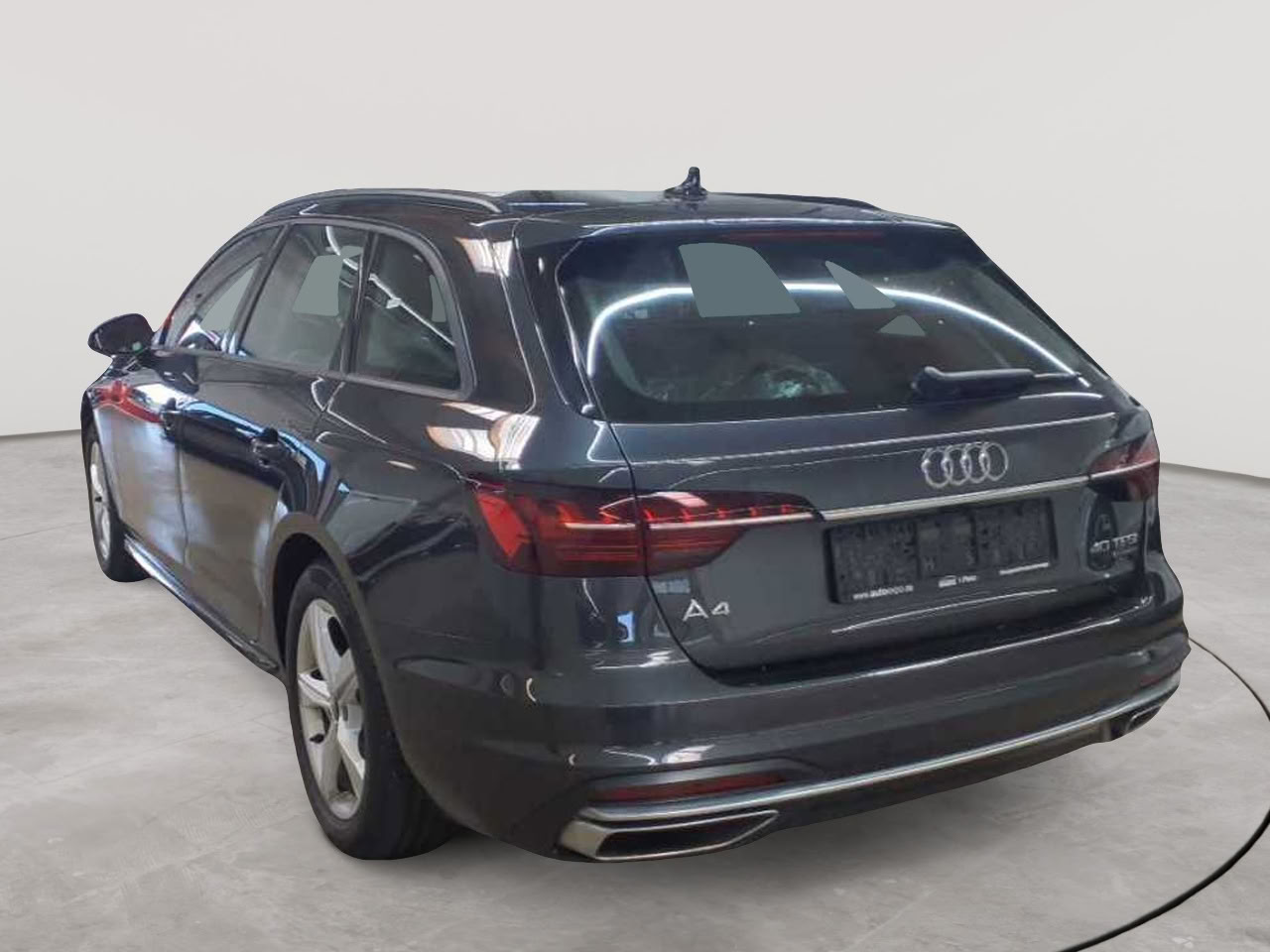 Audi A4 Avant 40 TFSI quattro S tronic advanced 5