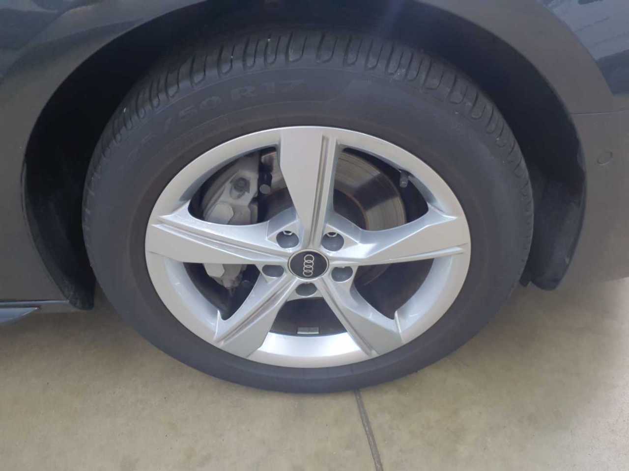 Audi A4 Avant 40 TFSI quattro S tronic advanced 18