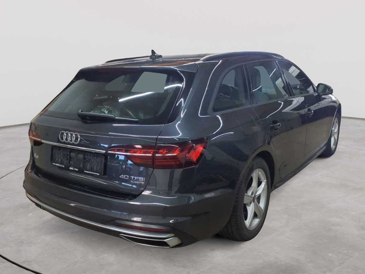 Audi A4 Avant 40 TFSI quattro S tronic advanced 4