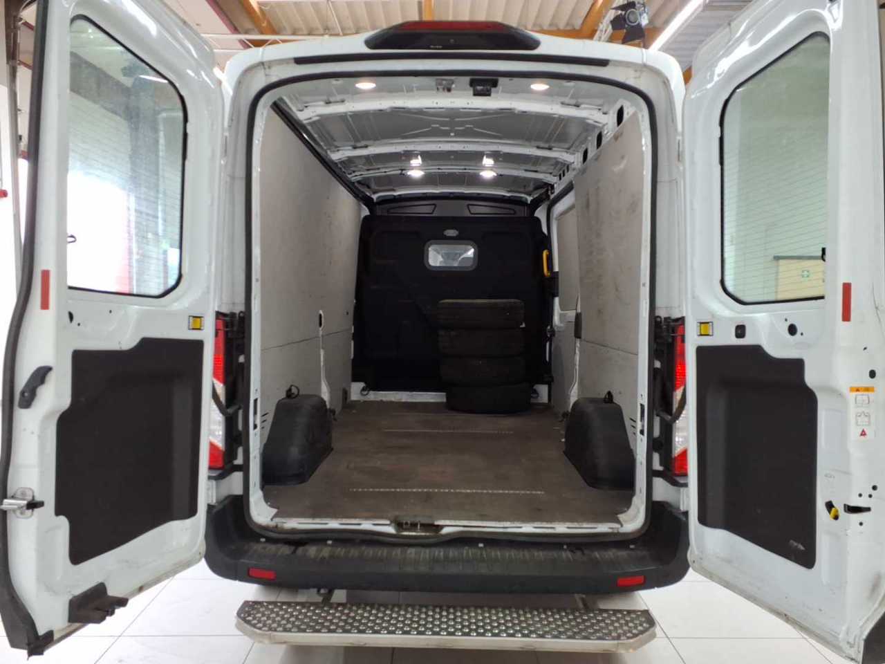 Ford Transit 350 L3H2 Lkw VA Trend 15