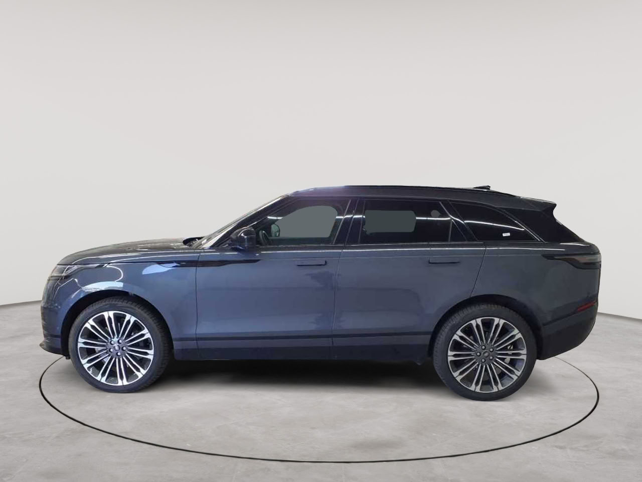 Land Rover Range Rover Velar D300 Dynamic SE 6
