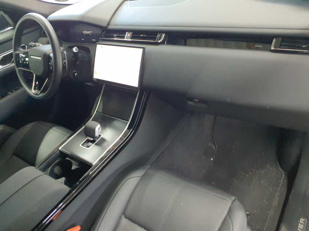 Land Rover Range Rover Velar D300 Dynamic SE 9