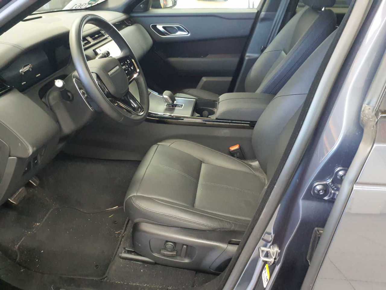 Land Rover Range Rover Velar D300 Dynamic SE 7