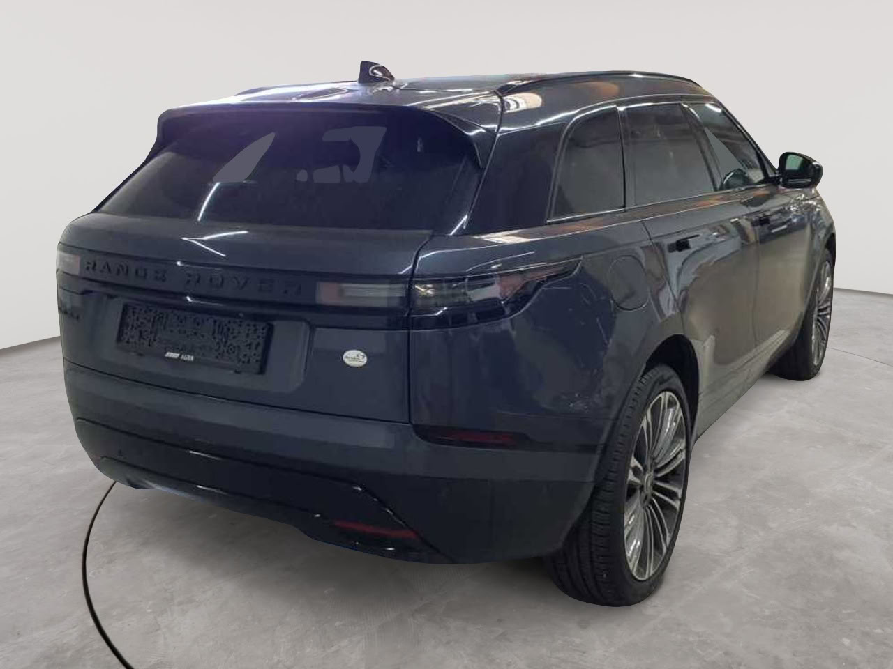 Land Rover Range Rover Velar D300 Dynamic SE 4