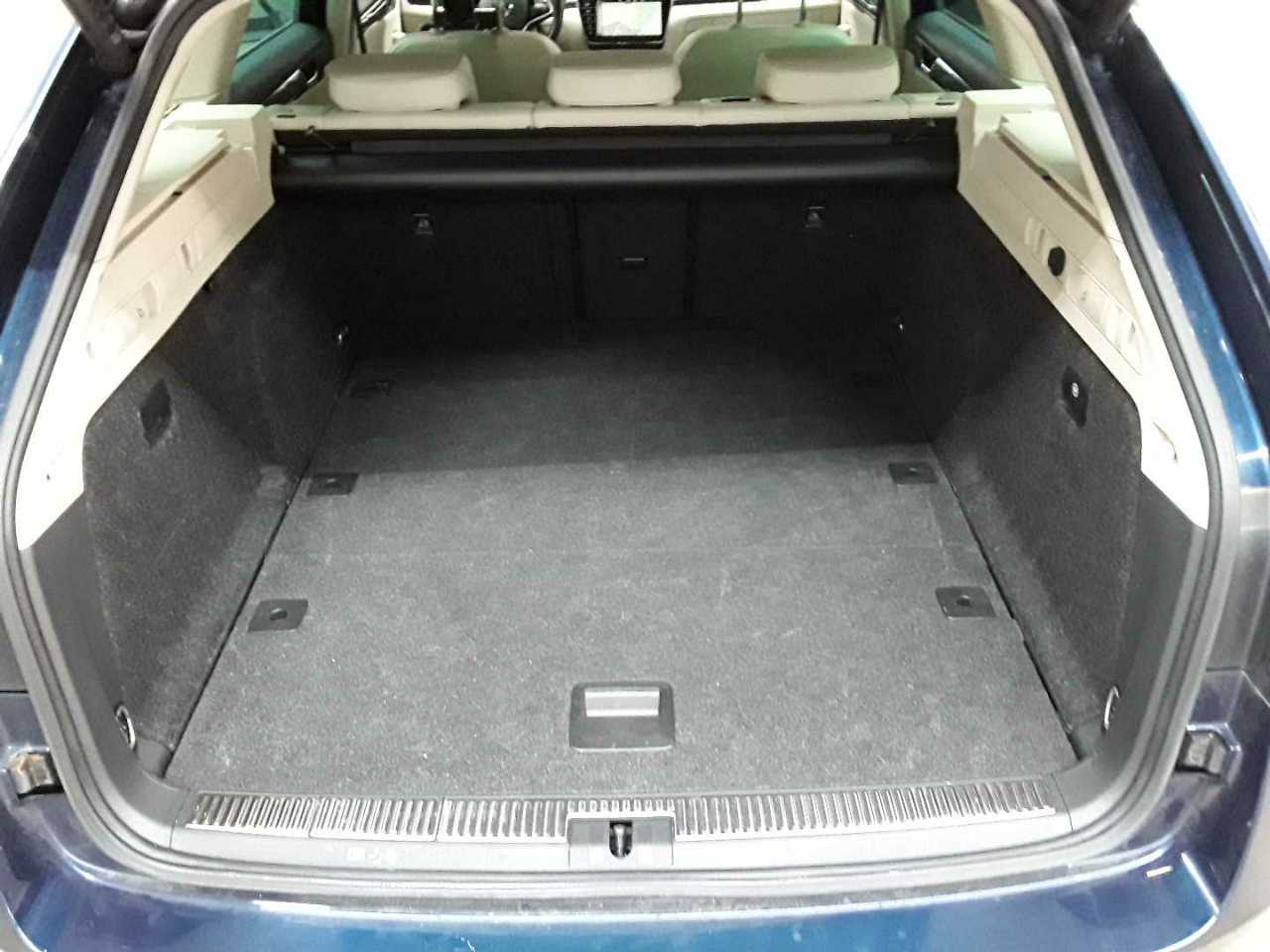 Skoda Superb Combi 2.0 TSI 4x4 DSG L&K 15