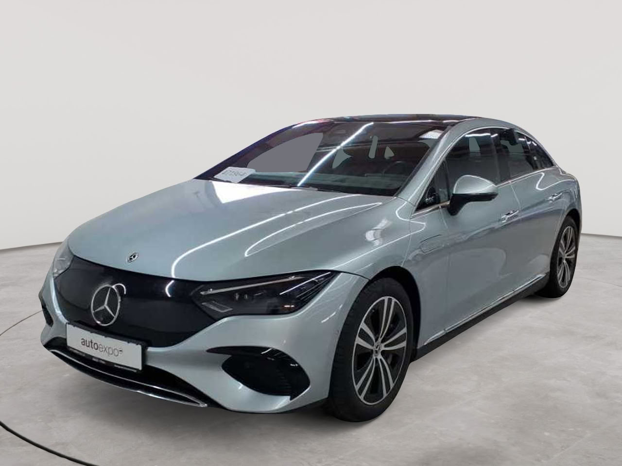 Mercedes-Benz EQE 350 Electric Art 2