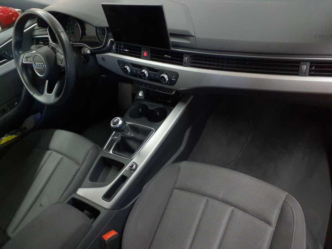 Audi A4 Avant 35 TFSI advanced 9
