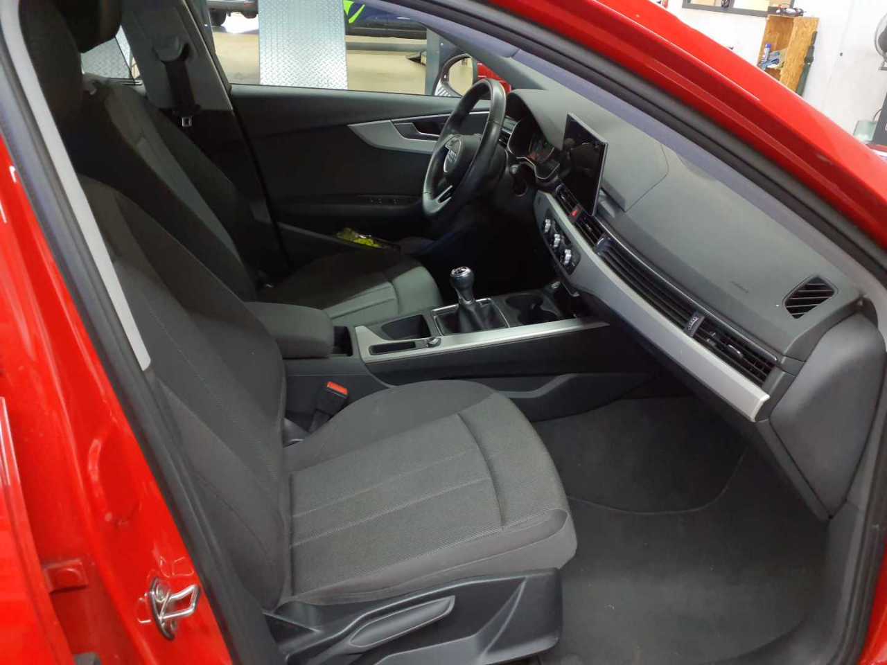 Audi A4 Avant 35 TFSI advanced 8