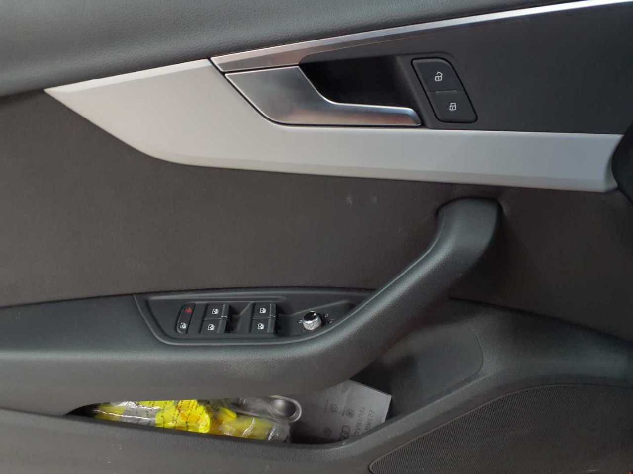 Audi A4 Avant 35 TFSI advanced 18