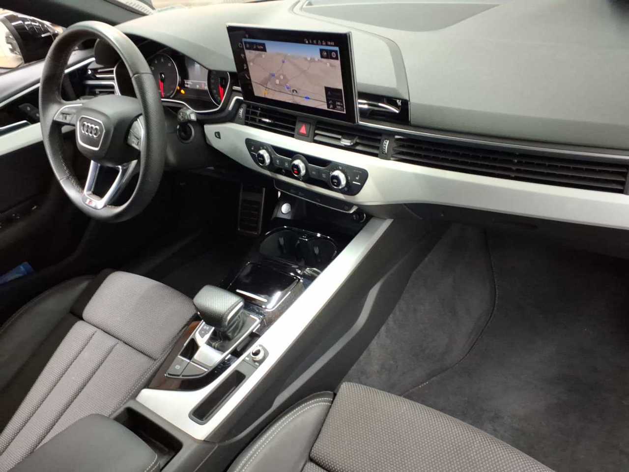 Audi A4 Avant 35 TFSI S tronic advanced 9