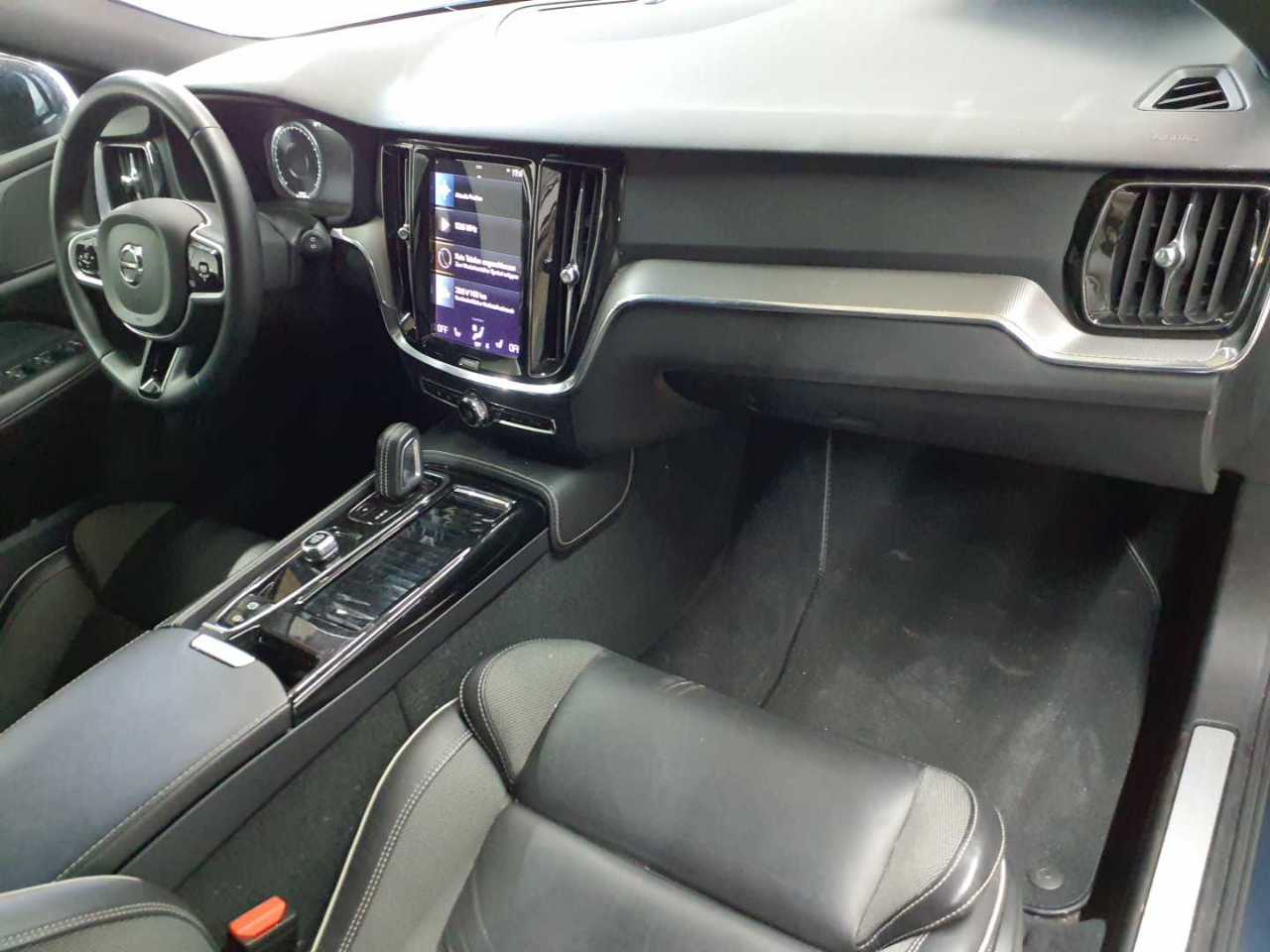 Volvo V60 T6 AWD Recharge Geartronic RDesign 9