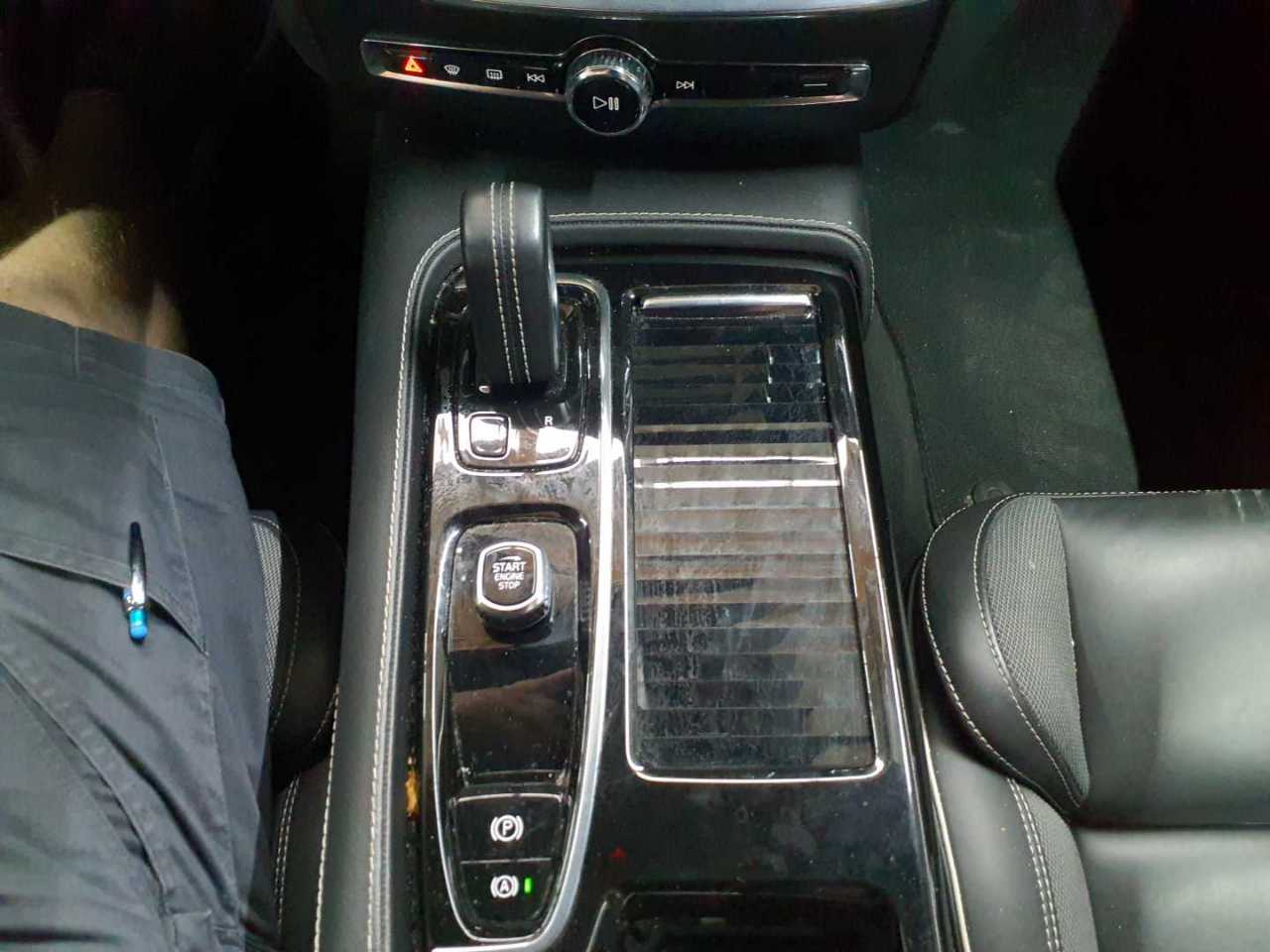 Volvo V60 T6 AWD Recharge Geartronic RDesign 10