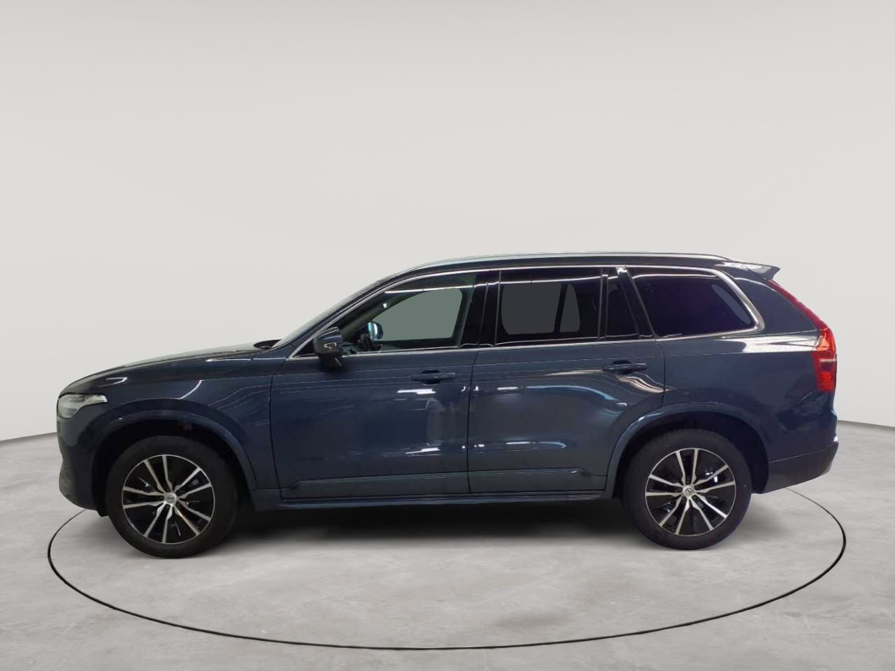 Volvo XC90 B5 D AWD Geartronic Momentum Pro 6