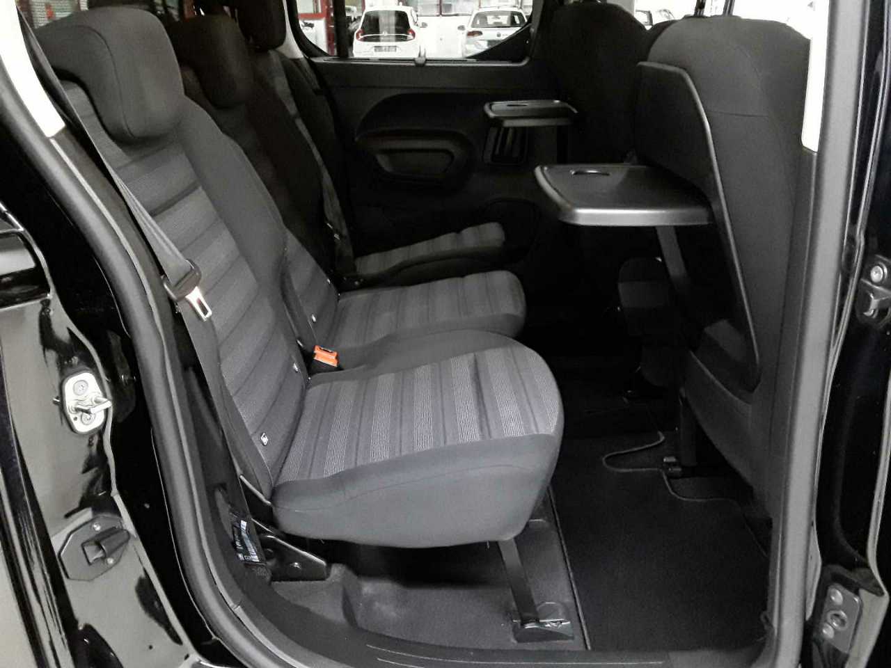 Opel Combo Life XL 1.5 D Start/Stop Ultimate 14