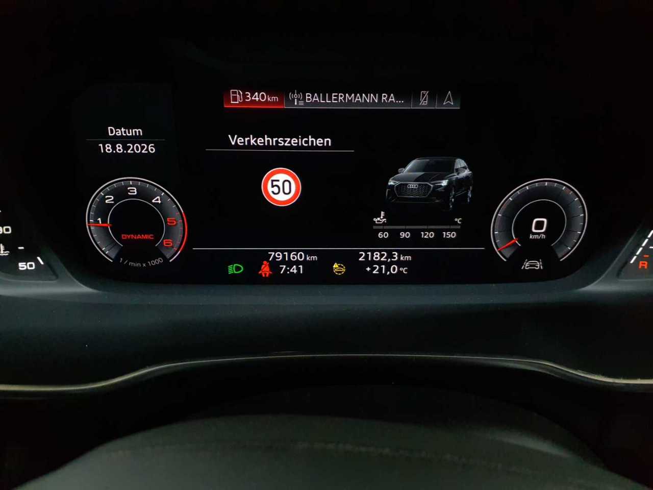 Audi Q3 35 TDI Sportback S line 11