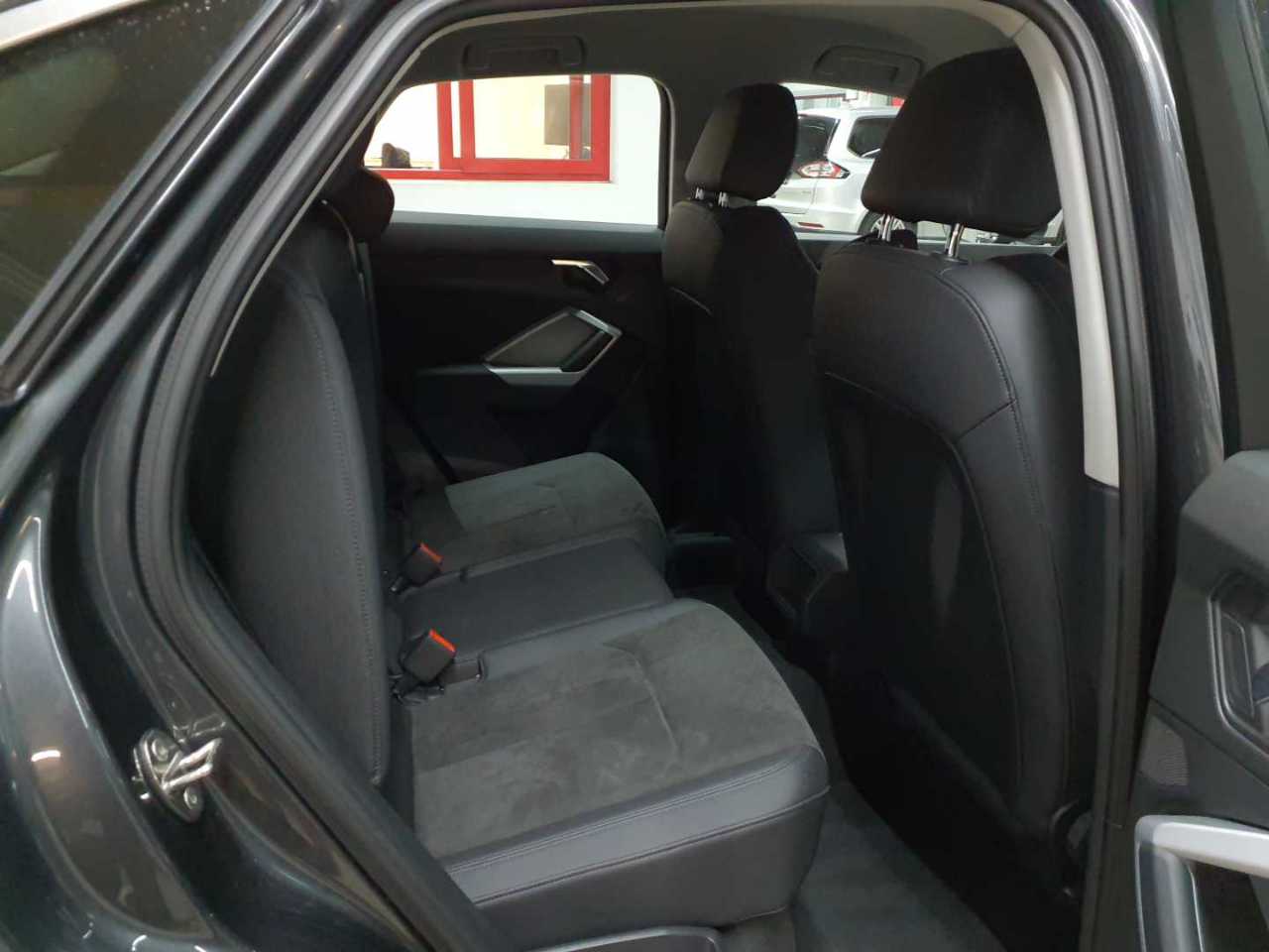 Audi Q3 35 TDI Sportback S line 14