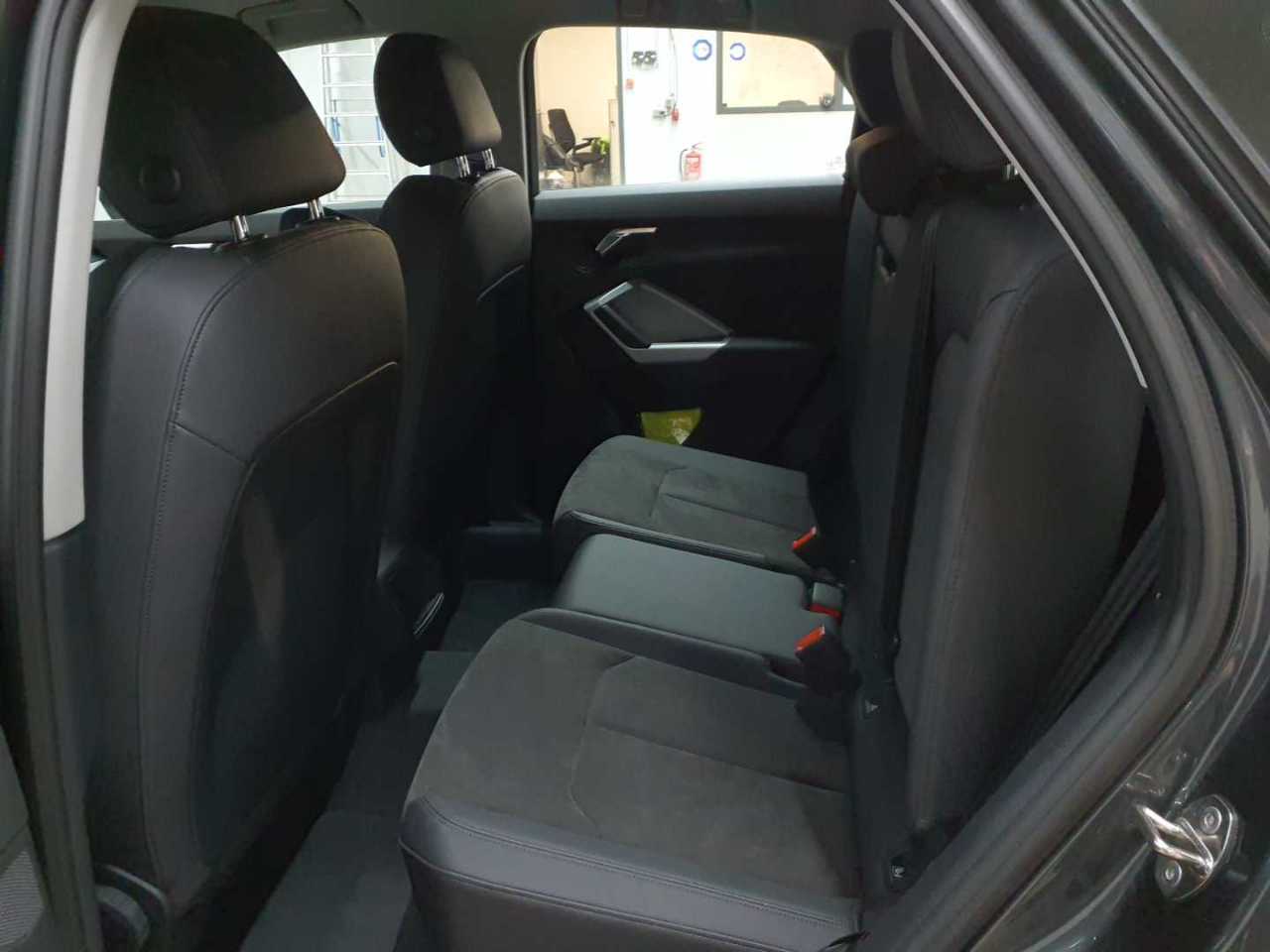Audi Q3 35 TDI Sportback S line 13