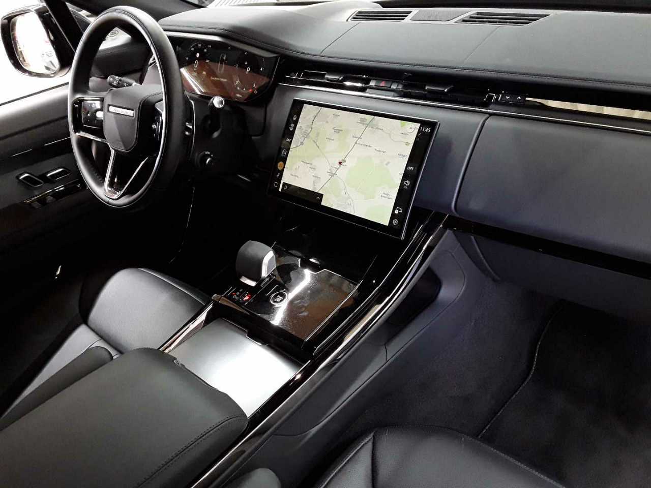 Land Rover Range Rover Sport D300 Dynamic HSE 9