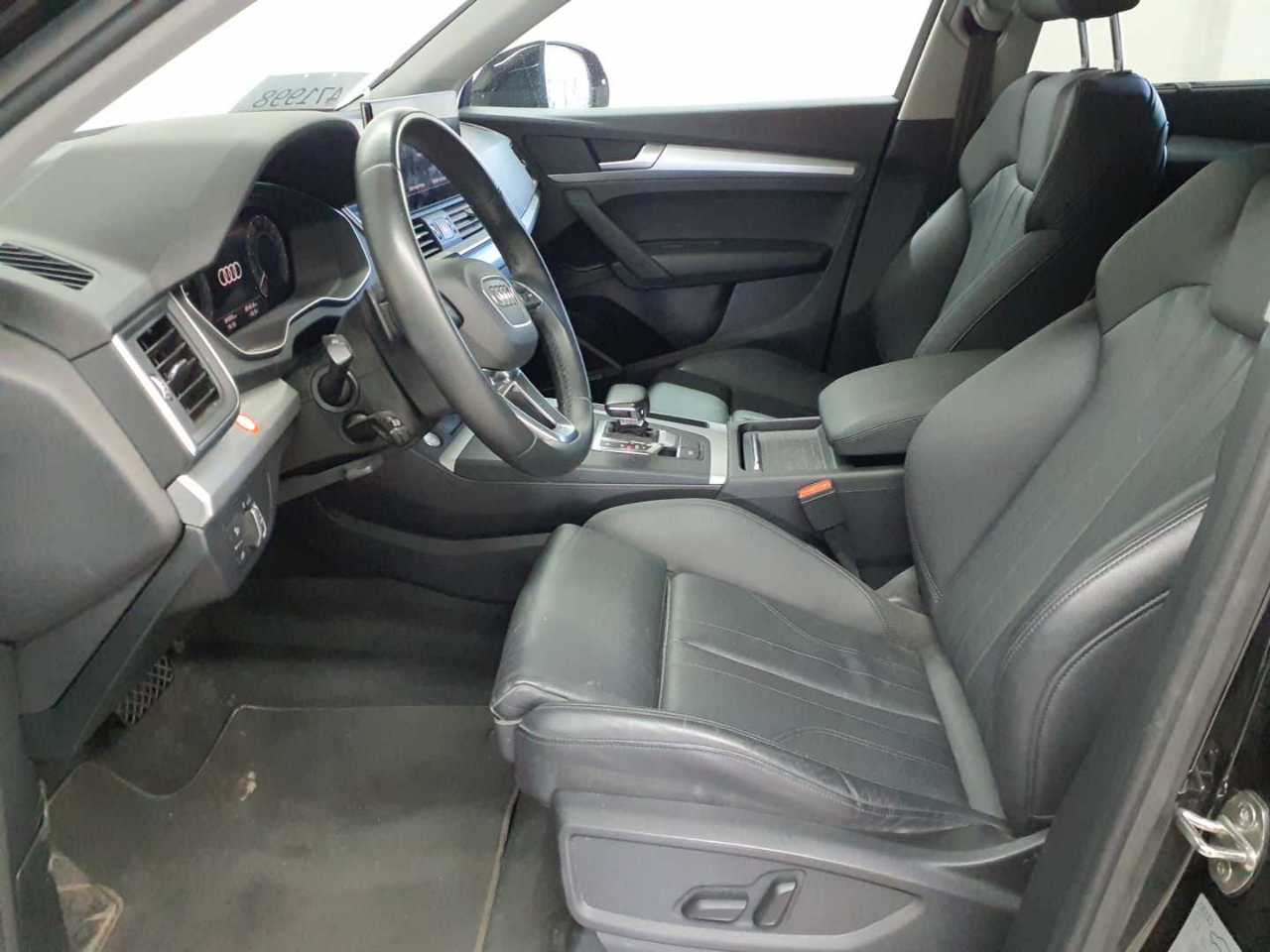 Audi Q5 55 TFSIe quattro S tronic S line 8