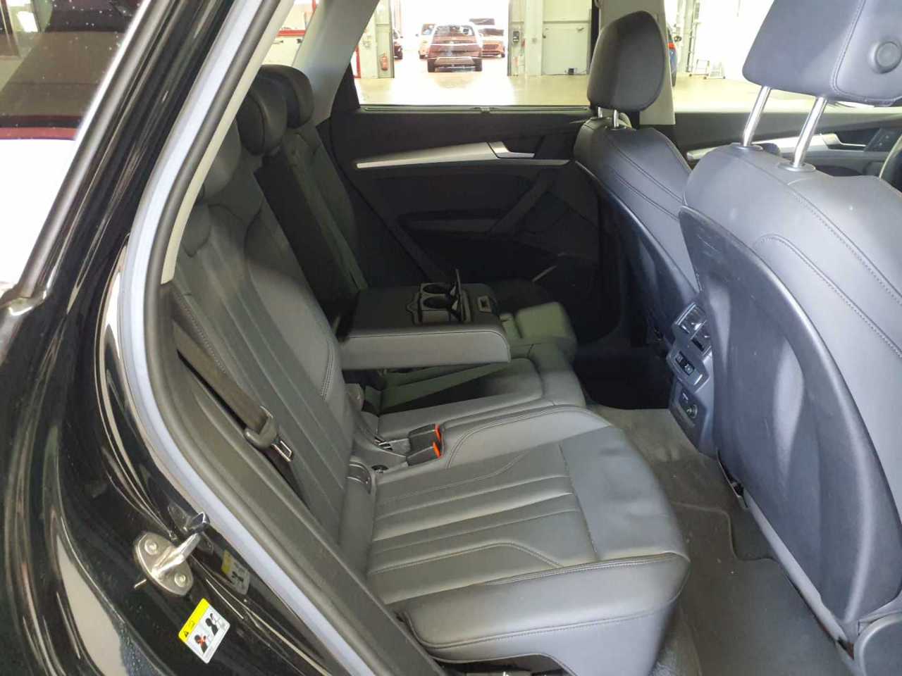 Audi Q5 55 TFSIe quattro S tronic S line 13