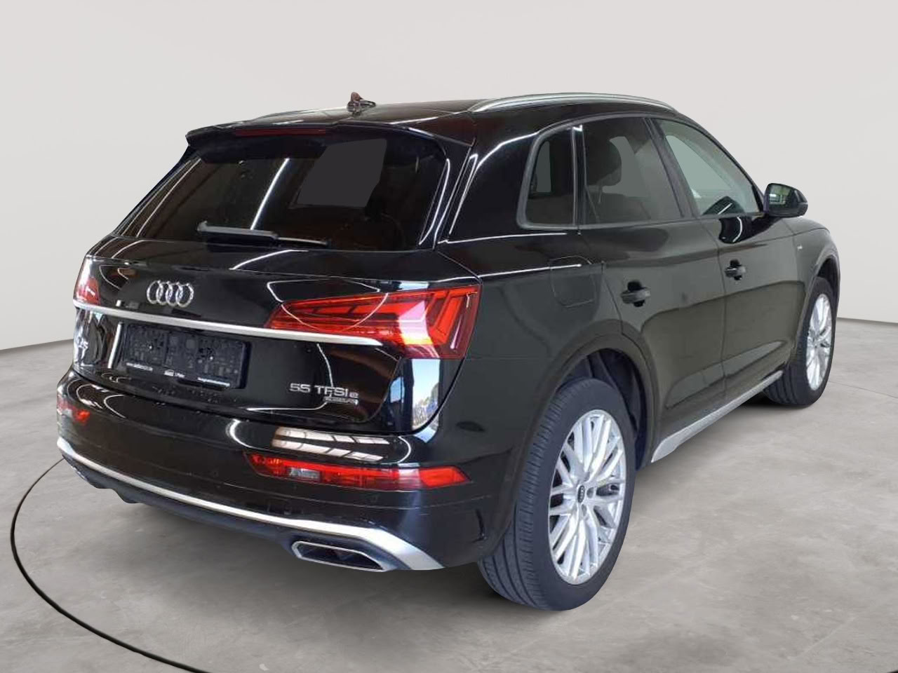 Audi Q5 55 TFSIe quattro S tronic S line 4