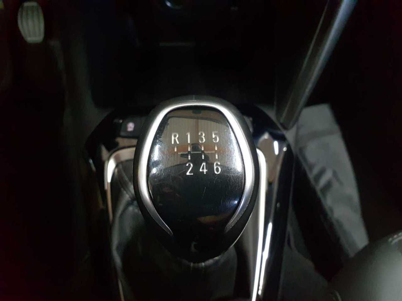Opel Corsa 1.5 Diesel Start/Stop Elegance 16